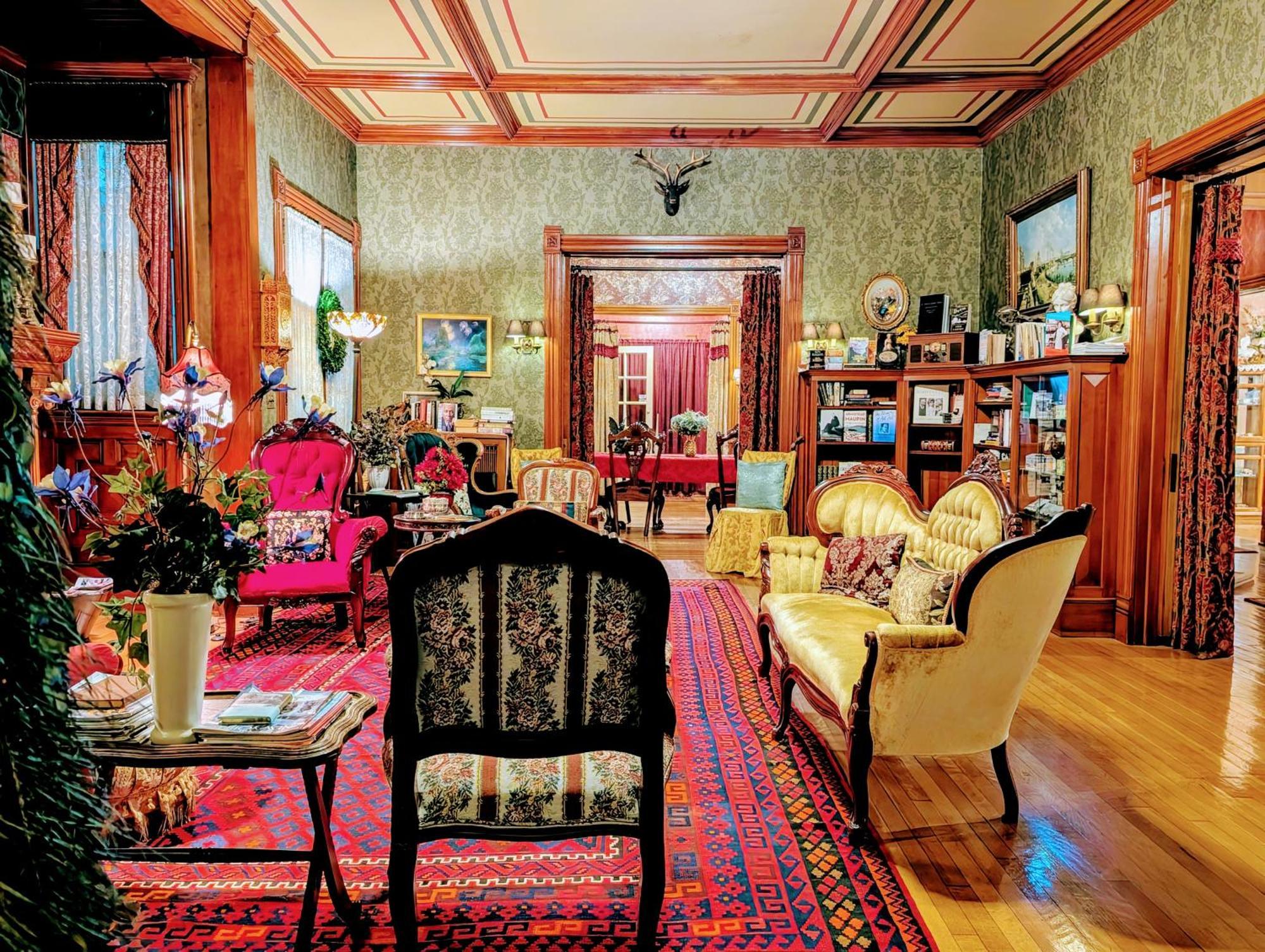 ווינונה Alexander Mansion Bed & Breakfast מראה חיצוני תמונה