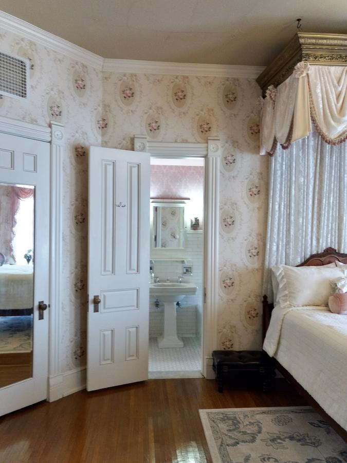ווינונה Alexander Mansion Bed & Breakfast מראה חיצוני תמונה