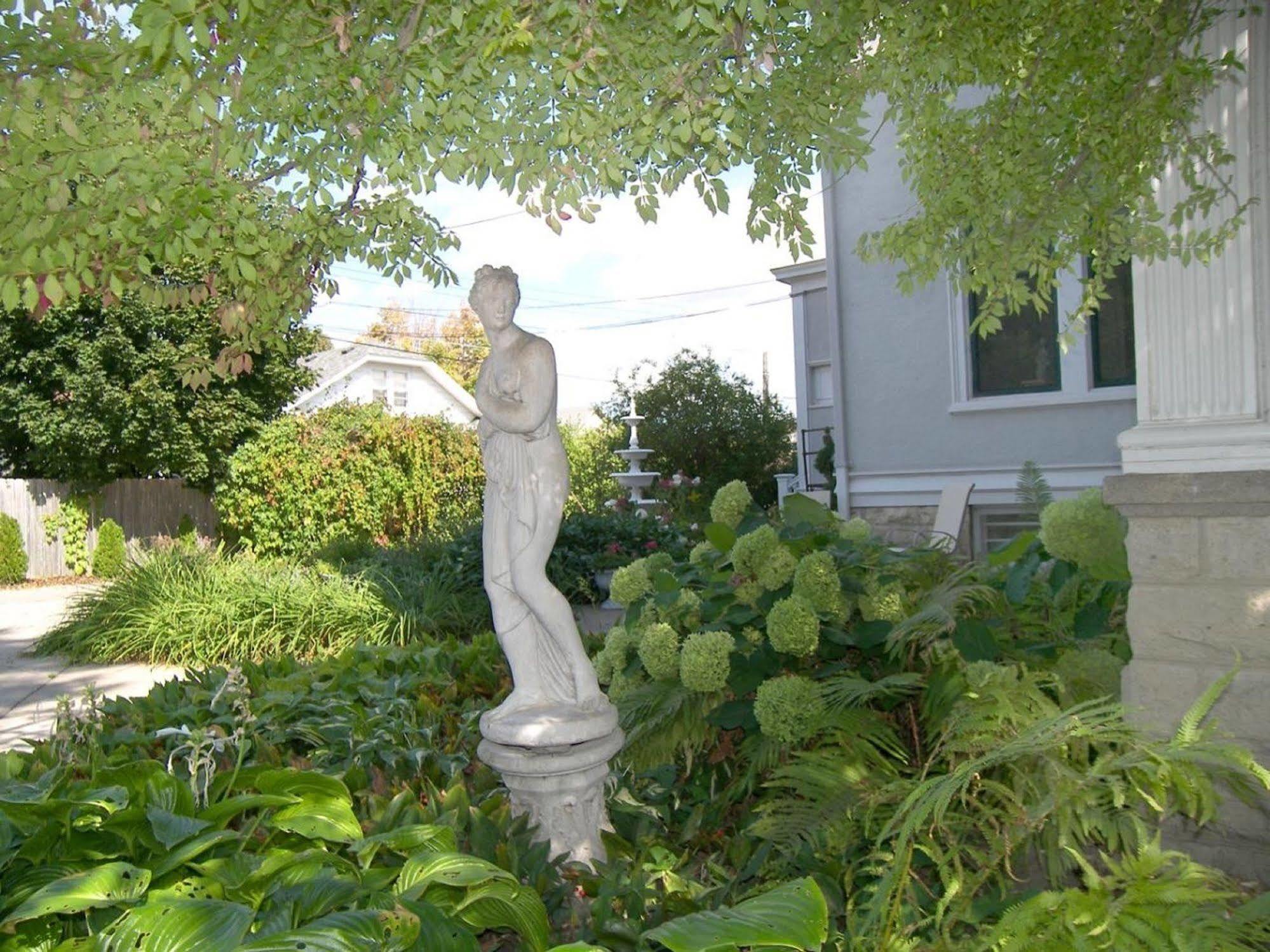 ווינונה Alexander Mansion Bed & Breakfast מראה חיצוני תמונה